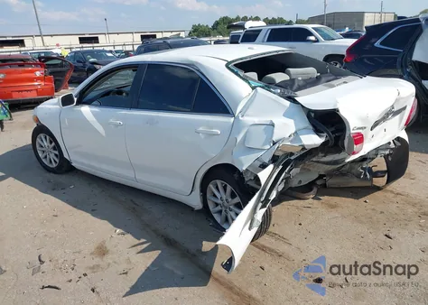 2011 Toyota Camry Se/Le/Xle z USA, uszkodzony, nr VIN 4T4BF3EK3BR095167